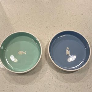 Cat food and water dishes